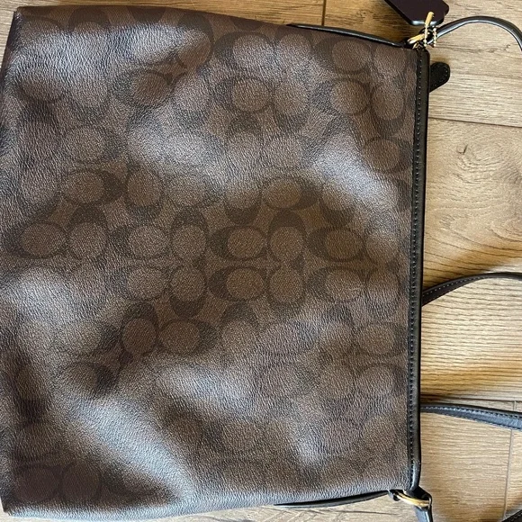 Coach Messenger Crossbody Purse - Picture 3 of 8